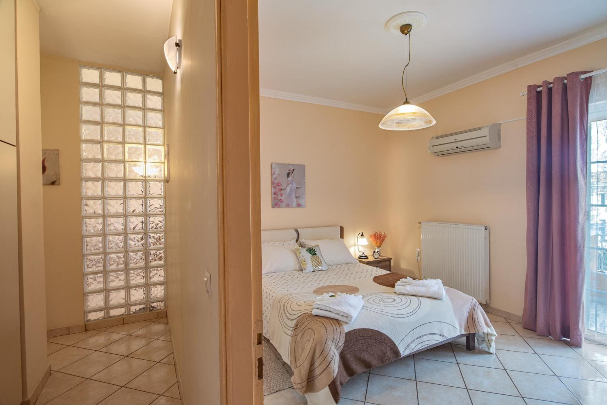 House Of Velenia - 2 Bedroom Apartment Near Old Town, Airport And Bus Station Corfu  Экстерьер фото