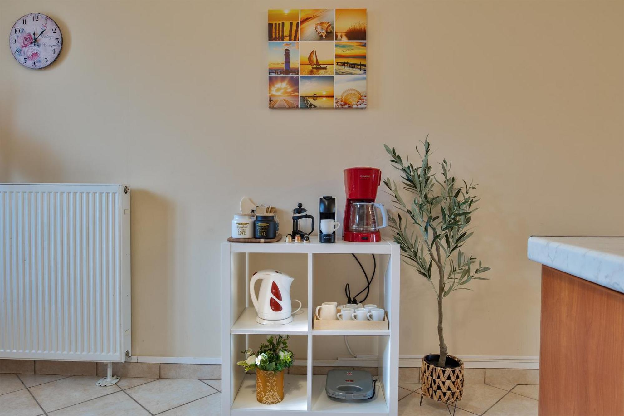 House Of Velenia - 2 Bedroom Apartment Near Old Town, Airport And Bus Station Corfu  Экстерьер фото