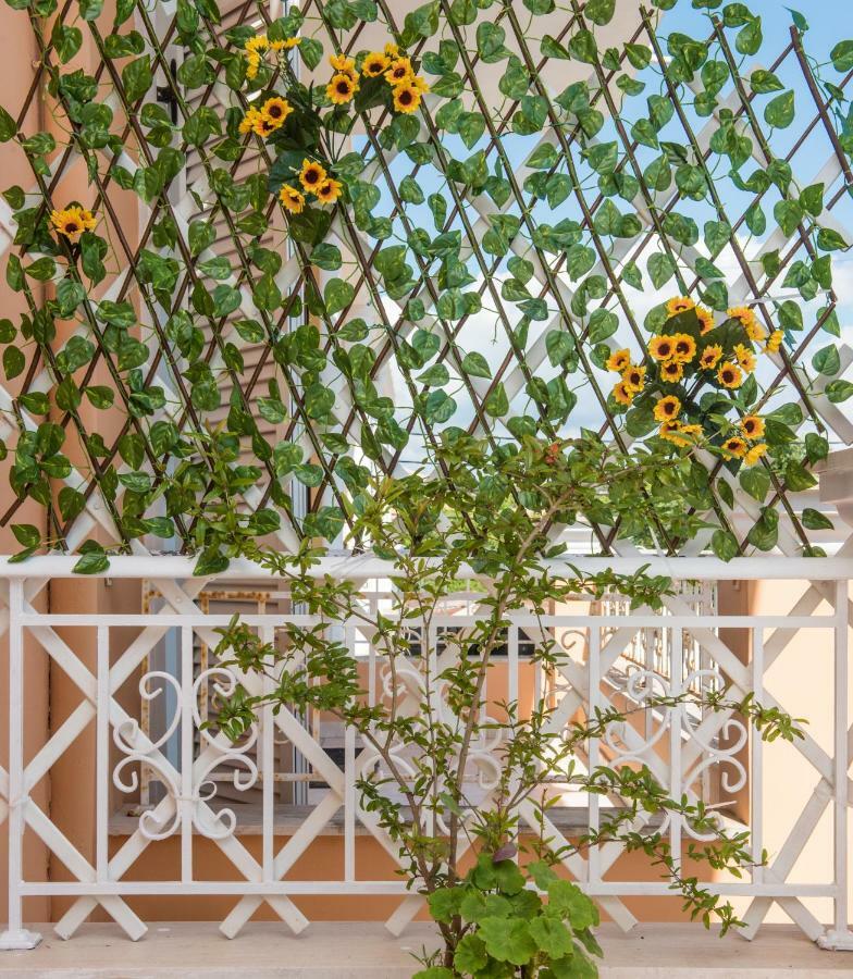 House Of Velenia - 2 Bedroom Apartment Near Old Town, Airport And Bus Station Corfu  Экстерьер фото