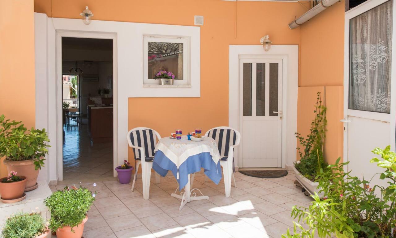 House Of Velenia - 2 Bedroom Apartment Near Old Town, Airport And Bus Station Corfu  Экстерьер фото